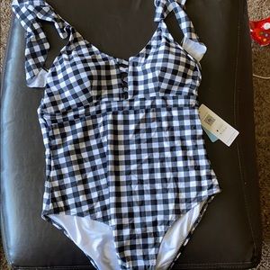 CUPSHE One piece bathing suit